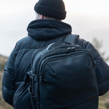 Sac à dos AIRBACK - Voyagez Léger avec Compression sous Vide